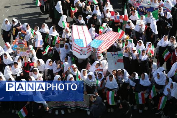 حضور پرشور دانش‌آموزان فشافویه در راهپیمایی ۱۳ آبان