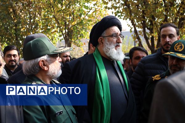 مراسم تشییع شهدای گمنام و یوم الزهرا در کرج