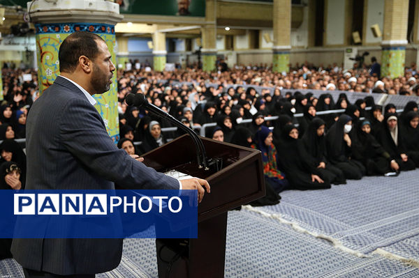 دیدار جمعی از معلمان و فرهنگیان با رهبر معظم انقلاب