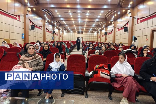 جلسه آموزشی خبرنگاران پانا در اداره رباط‌کریم