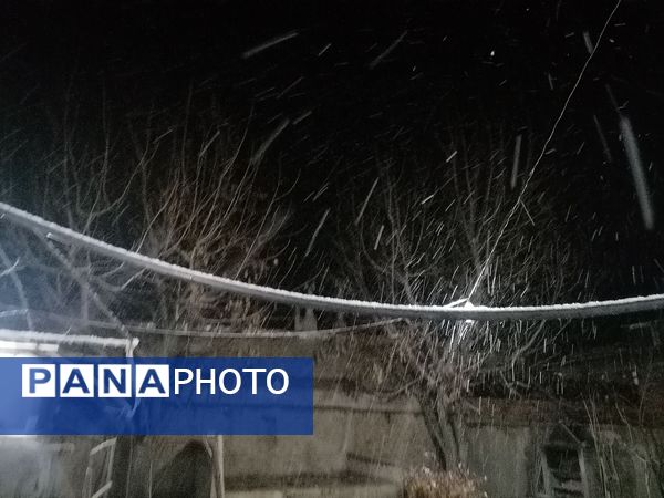 بارش برف پاییزی در شهرزیبای بار نیشابور 