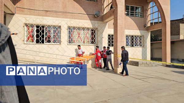 برگزاری مراسم متمرکز مانور زلزله و ایمنی مدارس در سرخنکلاته