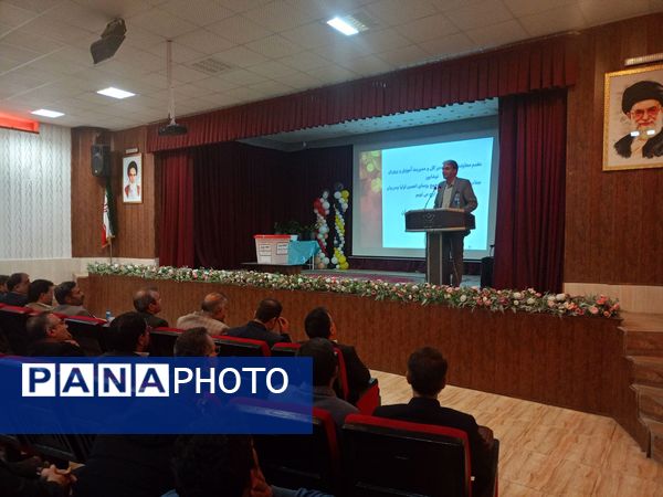 انتخابات شورای انجمن اولیا و مربیان  در نیشابور 