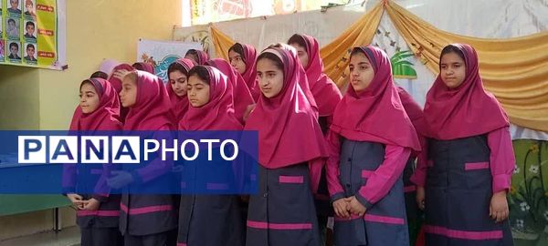 برگزاری مراسم شاهنامه‌خوانی و حافظ‌خوانی همراه با افتتاح نمایشگاه کتاب در مدرسه میلاد و کوثر نبی سعدآباد