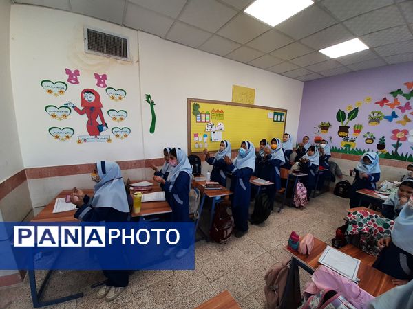 مراسم صبحگاه  دبستان زنده یاد امینی پور 