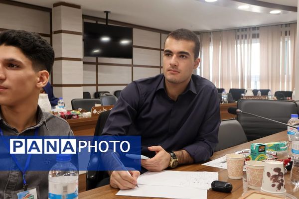 برگزاری روز اول نشست تدوین سند دوازدهمین دوره مجلس دانش‌آموزی 