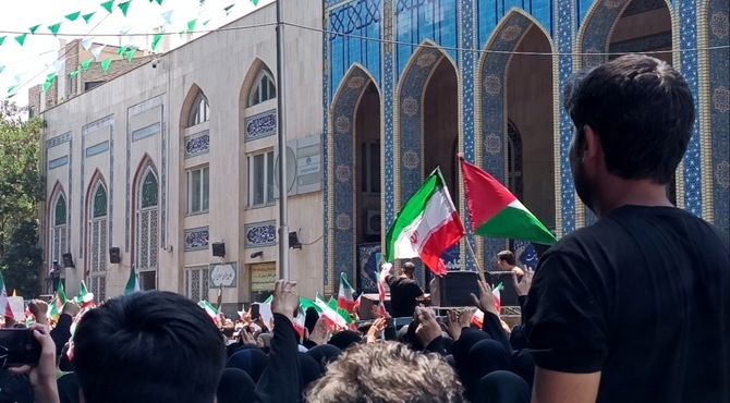 از سپاه تقاضا داریم برای نابودی رژیم صهیونیستی اقدام کنند 