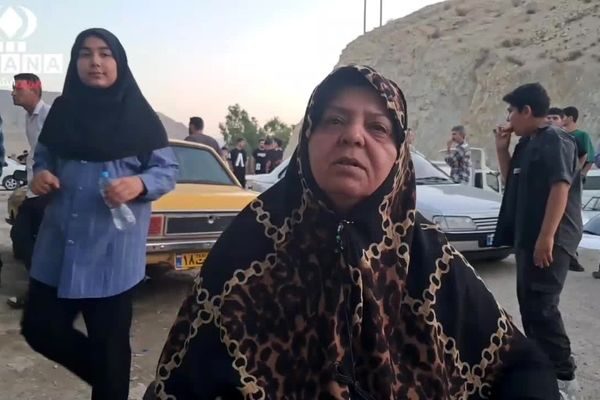 مردم شهرستان هلیلان در حال خدمت رسانی به زئران اربعین هستند