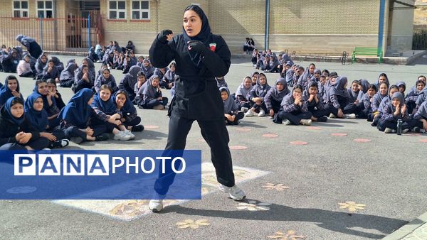 یک روز ورزشی در دبیرستان معراج تبریز