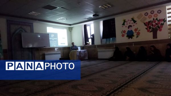 انتخابات انجمن اولیا و مربیان در دبستان مرحوم واحدی زارچ