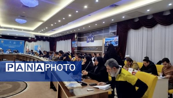 کارگاه توان افزایی کارشناسان قرآن، عترت و نماز و مدیران دارالقرآن‌های استان آذربایجان شرقی 