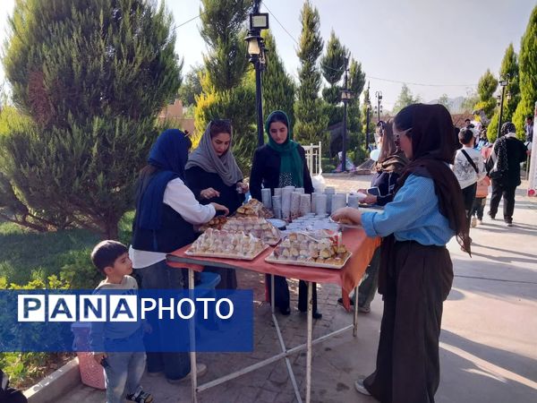 جشنواره و همایش بزرگ اتیسم به مناسبت روز جهانی کودک