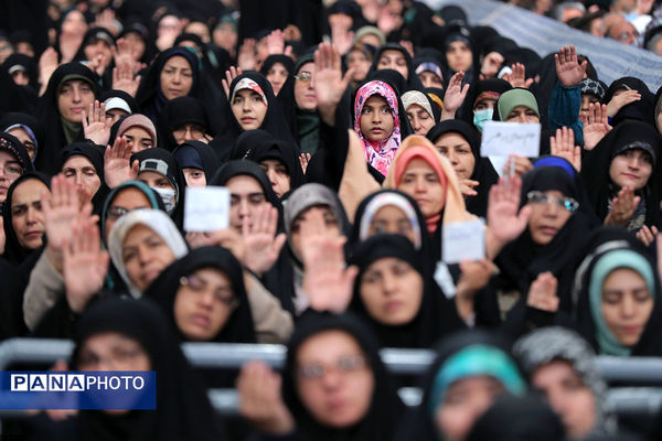 دیدار مسئولان و کارگزاران حج با رهبر انقلاب اسلامی