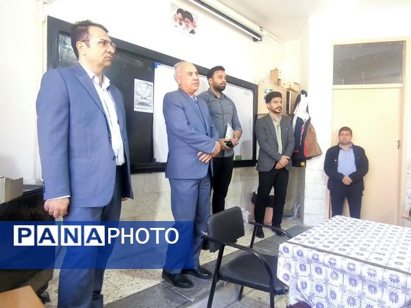 بازدید مسئولین آموزش و پرورش  از دبستان شهید پسندیده فدافن