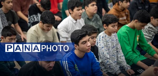 اعتکاف پسران نسل آفتاب