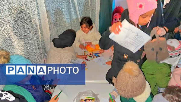 برپایی غرفه فرهنگی کودک در شهرستان کاشمر 