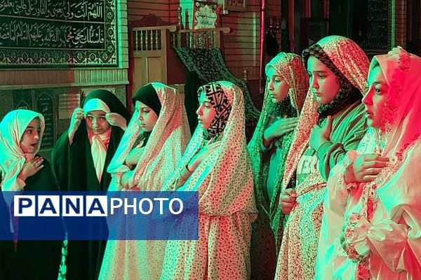 نوجوانان و جوانان در اعتکاف مسجد امام موسی کاظم (ع) گرد هم آمدند