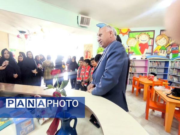 بازدید عوامل اجرایی دبستان شهید پسندیده از کتابخانه فدک فدافن