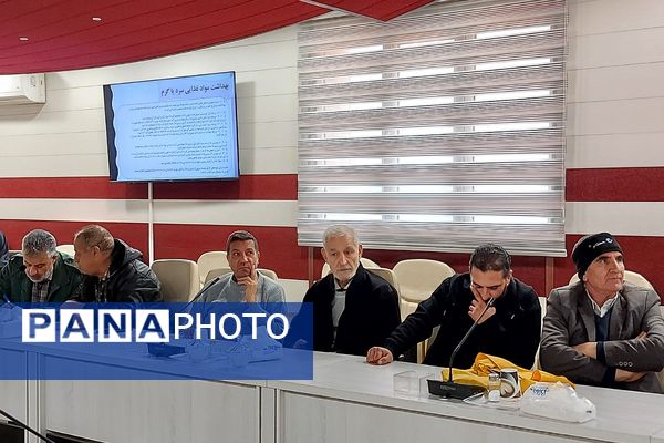 دوره صلاحیت‌های حرفه‌ای متصدیان پایگاه تغذیه سالم منطقه کهریزک 