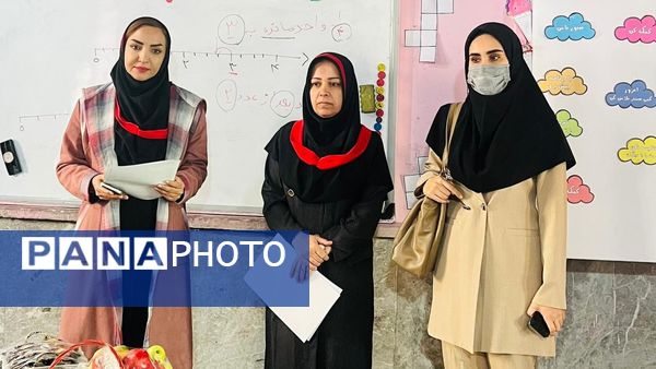 تقدیر از برگزیدگان ویژه‌برنامه هفته جهانی فضا در مدارس حاجی‌آباد