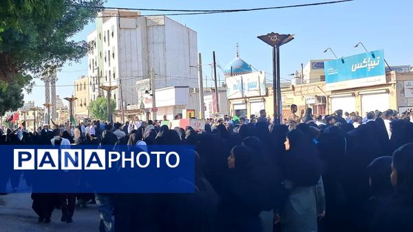 تشییع باشکوه شهید گمنام با بدرقه پرشور دانش‌آموزان