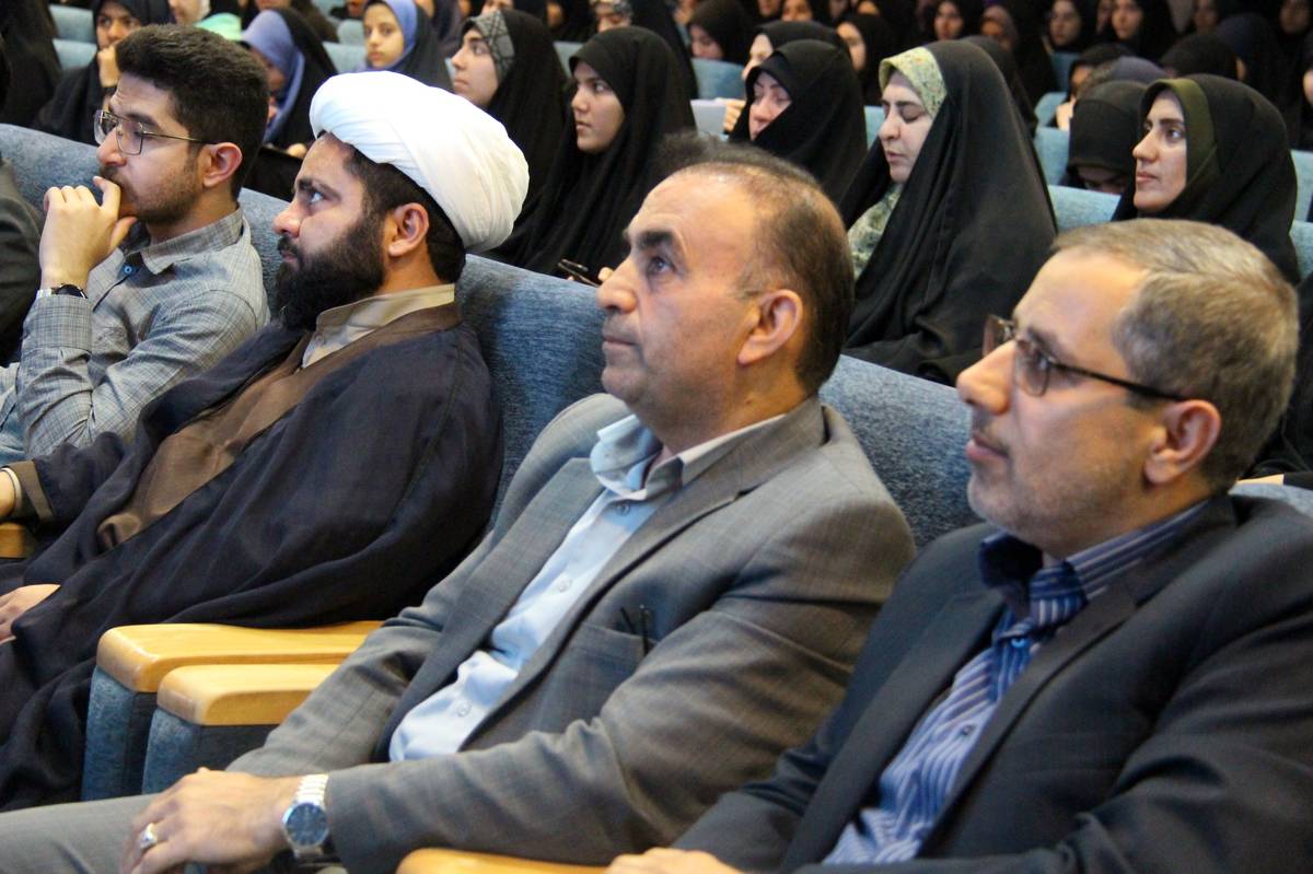 برگزاری مسابقات قرآنی عامل تقویت خودباوری دانشآموزان است