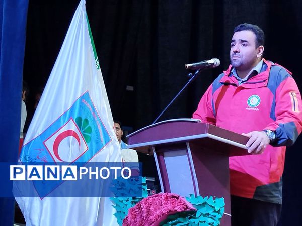 مراسم پرشکوه تجلیل از امدادگران هلال احمر شهرستان کاشمر 