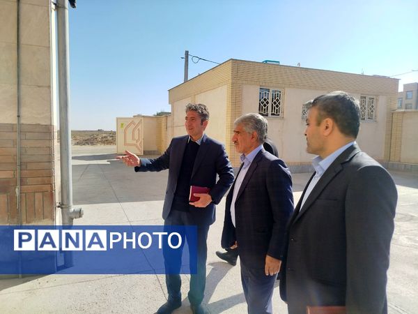 بازدید اداره‌کل آموزش و پرورش خراسان از بخش‌های مختلف آموزش و پرورش شهرستان فاروج 