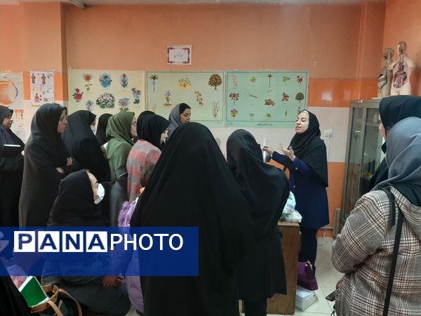 تجربه‌های نوین برای آموزگاران در کارگاه علوم و آزمایشگاه 