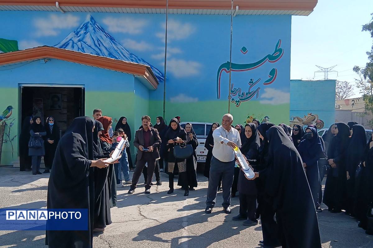  کارگاه آموزشی نحوه تعامل با دانش‌آموزان و بازی‌های گروهی در باقرشهر 