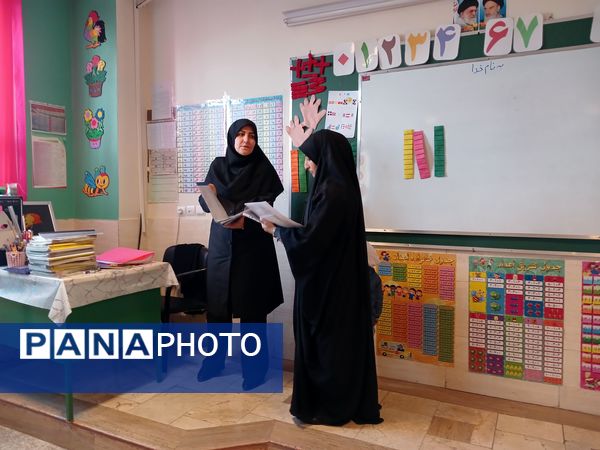 برگزاری مراسم تجلیل از دانش‌آموزان ممتاز حوزه نماز و قرآن در طرح بازدید از کارنامه نماز