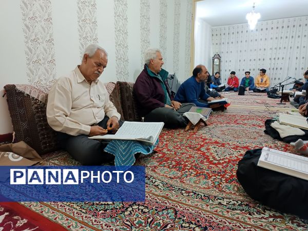 جز خوانی ماه مبارک رمضان در منازل شهروندان بیرجندی 