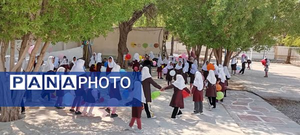 جشن روز جهانی کودک در مدرسه مولوی فین 