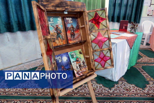 افتتاح نمایشگاه کتاب به‌مناسبت هفته کتاب و کتاب‌خوانی 