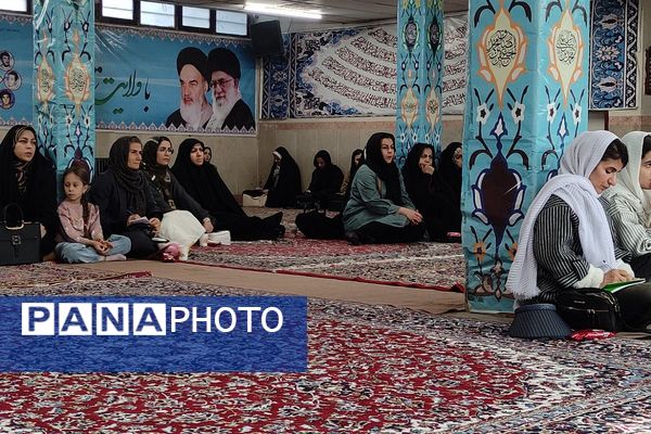 سلسله جلسات گفتمان دینی و مشاوره خانواده در هنرستان موفقیان