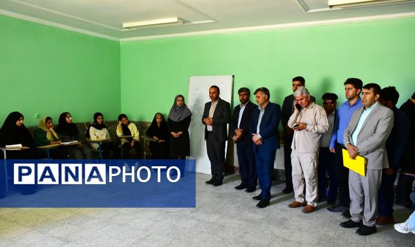 بازدید دبیر قرارگاه جهادی عدالت تربیتی وزارت آموزش و پرورش از طرح شهید عجمیان ۲ در شهرستان دنا