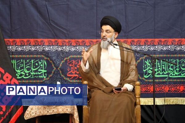 مراسم عزاداری هیئت‌های دانش‌آموزی مدارس پیشوا به مناسبت شهادت امامزاده جعفر(ع) در حرم مطهر آن حضرت