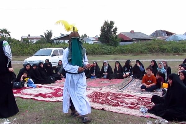 حرکت خودجوش یکی از شهروندان رشت در برپایی تعزیه حضرت رقیه (س)