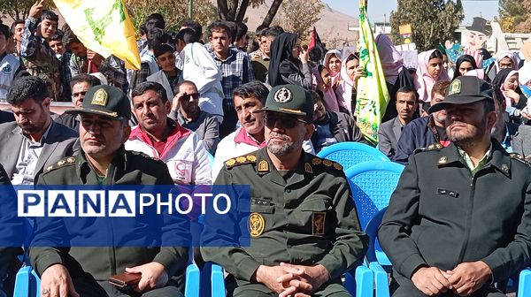  ۱۳ آبان؛ فریاد ایستادگی و عزت ایرانی در شهر بن 