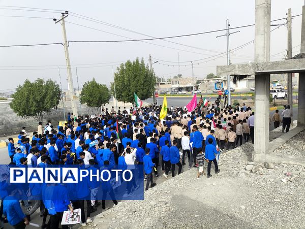 حضور پرشور نسل آینده انقلاب در راهپیمایی ۱۳ آبان سندرک