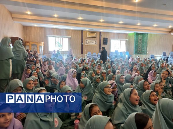 مراسم روز اول مهر و به صدا درآوردن زنگ مهر و مقاومت و ایثار