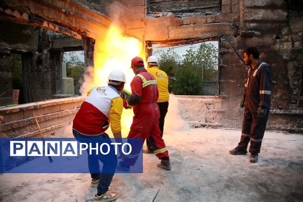 بازدید مدیرکل آموزش‌وپرورش گیلان از رقابت‌های ملی «آماده» در بندرانزلی