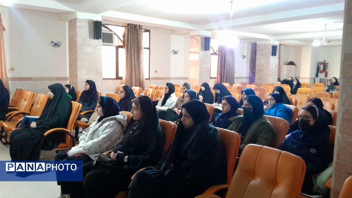 برگزاری مجمع پیشتازان دختر ناحیه 3 کرج