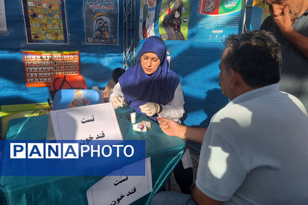 همایش پیاده‌روی خانوادگی در شیراز 