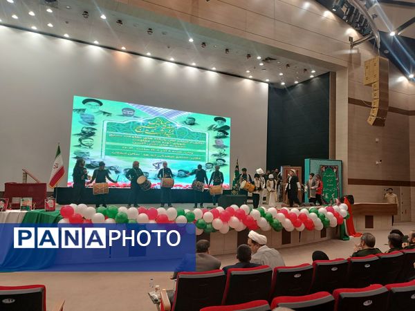 همایش گرامیداشت هفته بسیج در مجتمع آیه ها در سالن انقلاب مشهد مقدس