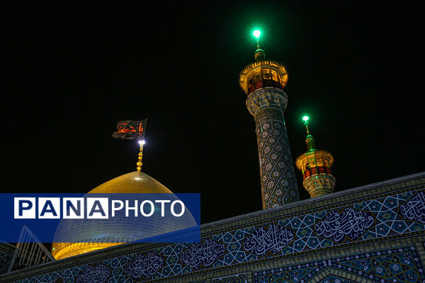 مراسم عزاداری شب عاشورا در حرم حضرت معصومه(س)