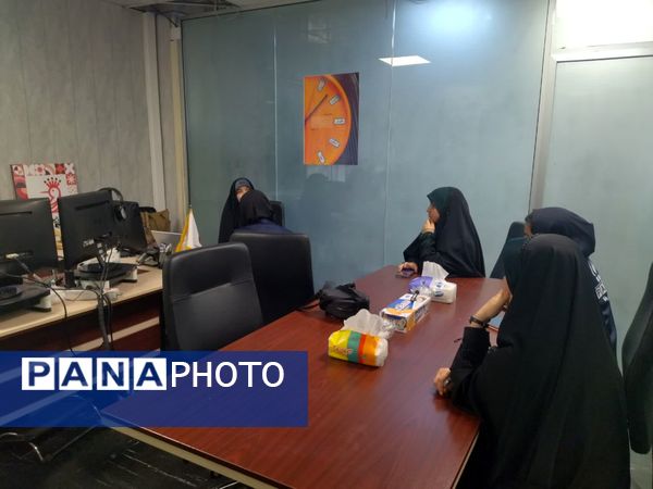 بررسی تاثیر پیشرفت علم و فناوری در صدا و سیما توسط دانش‌آموز خبرنگاران