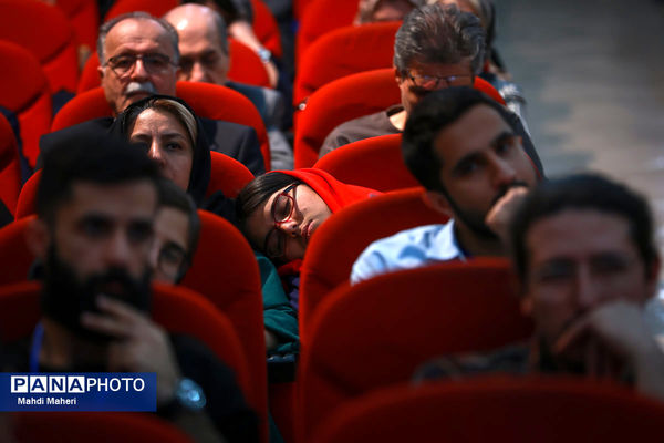 آئین تجلیل از برگزیدگان المپیاد علمی دانشجویی کشور