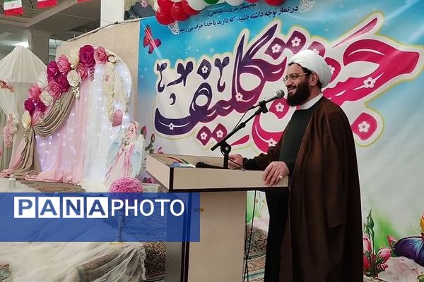 برگزاری جشن تکلیف مختص ۱۰۰۰ دانش‌آموز دختر در مسجد سلمان فارسی