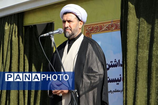 نسل ما، قامتِ استکبار و استعمار شکن است! 